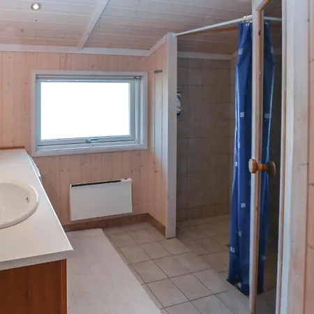 Сasa de vacaciones Three-bedroom Holiday In